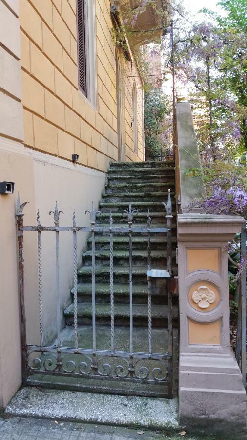 Tilia Lägenhet Bologna Exteriör bild
